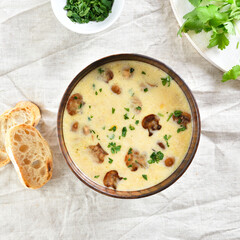 Creamy mushroom soup
