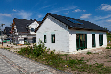 Fototapeta na wymiar Neubau Einfamilienhaus