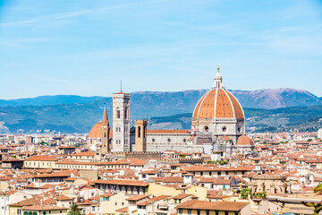 Fototapeta premium Florence Cathedral, Santa Maria del Fiore, on a beautiful day, Tuscany, Italy