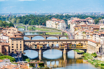 Ponte Vecchio, old bridge over Arno River, Florence, Tuscany, Italy
