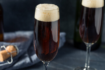 Refreshing Cold Black Velvet Cocktail