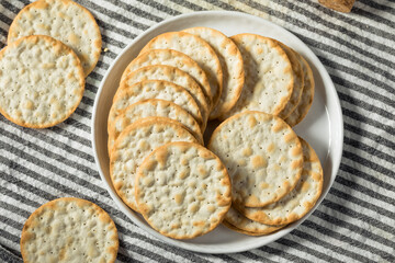 Healthy Round Table Water Crackers