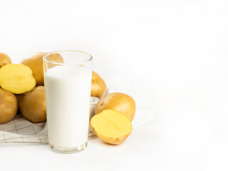  Potato milk is a new and trendy plant-based alternative. It is suitable for vegans and does not contain common allergens such as lactose, gluten and nuts. It is also low in sugar .