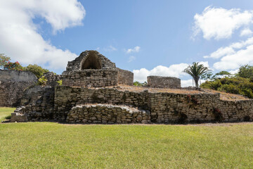 Fototapeta na wymiar Kohunlich Mayan Ruins in Mexico 