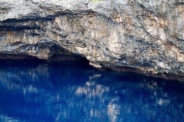 沖縄県宮古島　陥没ドリーネ　通り池