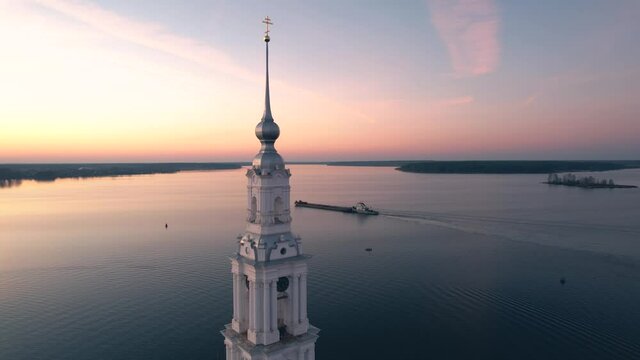 Footage of bell tower in Kalyazin. 