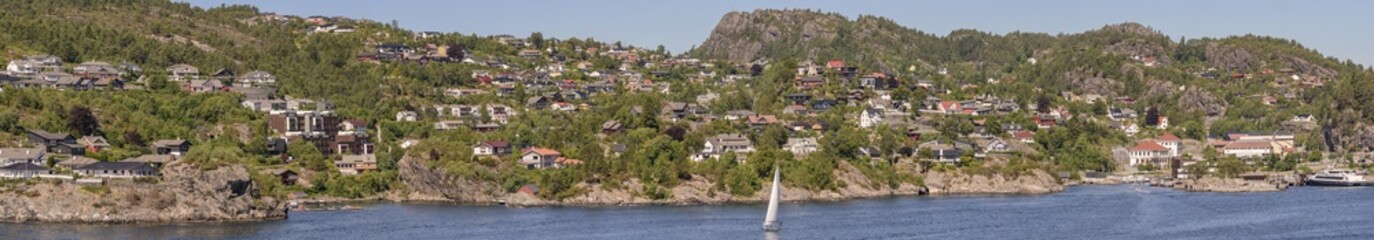 Fototapeta na wymiar Bergen archipeligo panorama