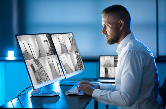 Überwachung Bilder Durchsuchen 317,426 Archivfotos,