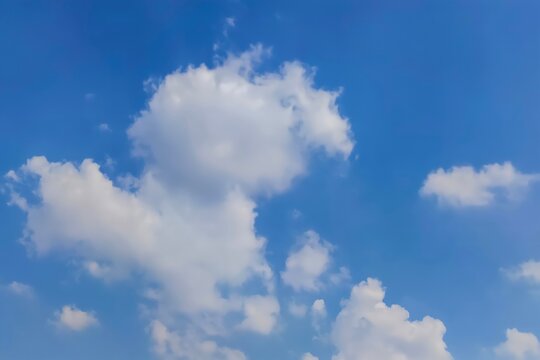 blue sky with clouds © ภัทรดนัย บุญชูเดชะ