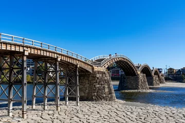 Photo sur Plexiglas Le pont Kintai [山口県]晴天の錦帯橋