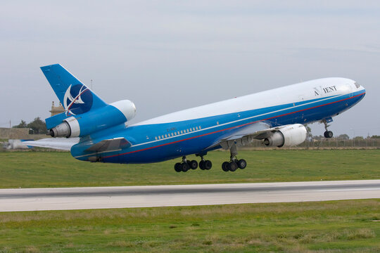 Luqa, Malta November 23, 2007: Avient McDonnell Douglas DC-10-30CF (REG: Z-ARL) on departure from runway 13.