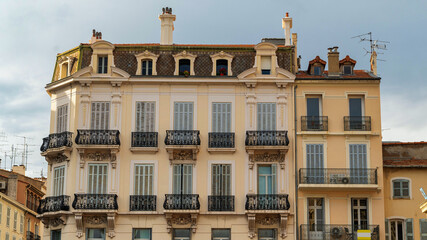 Fototapeta na wymiar Residential building in Grasse, France