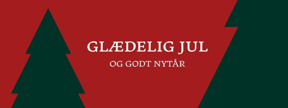 Julekort p&aring; en r&oslash;d baggrund. Gl&aelig;delig jul tekst med juletr&aelig;er, Vector