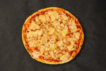 Pizza with chicken and pineapple