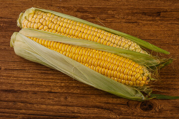 Vegan cuisine - Ripe sweet corn
