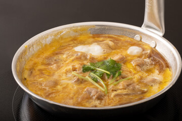 牛とじ丼　