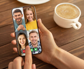 Obraz premium Cropped of woman using application for telecommunication on smartphone, collage