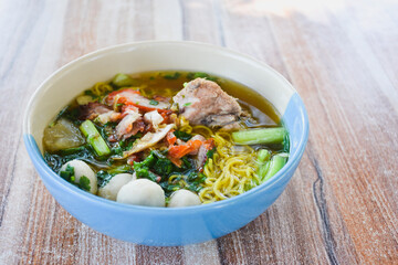 Noodles in Clear Soup with Pork