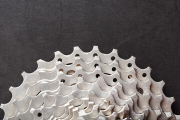 Bicycle stars from a bicycle chain drive mechanism