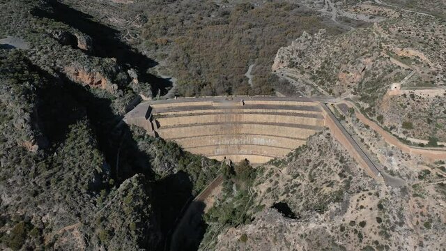 Embalse de Isabel Luftvideo | Drohnenaufnahme vom Embalse de Isabel in Andalucia