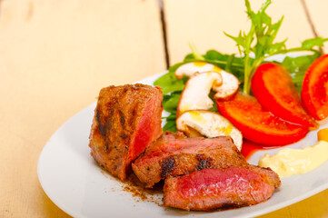 beef filet mignon grilled with vegetables