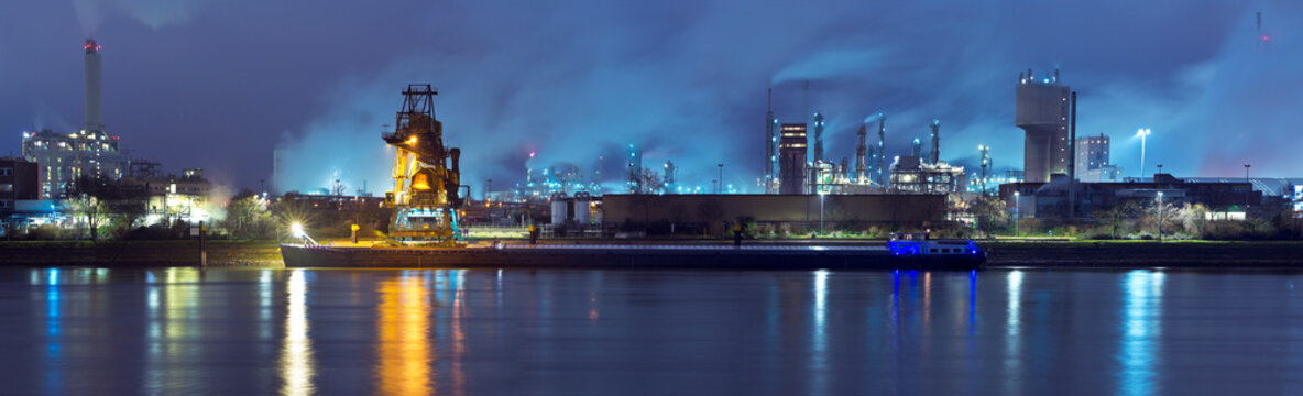 Night view of a chemical industry plant
