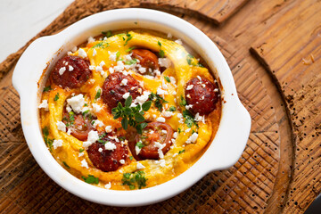 Frittata with egg, chorizo ​​and cherry tomatoes.