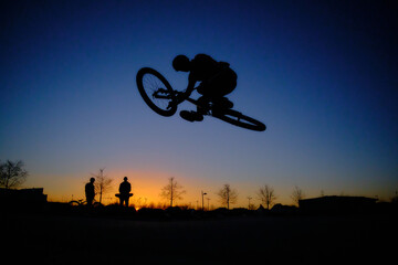 Freestyle pumptrack sunset