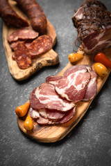 Charcutierie board with various cold cuts