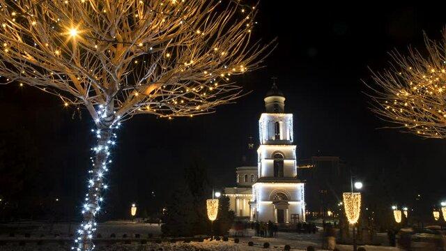 Motion timelapse of Chisinau Cathedral in city center with christmas decorations. Moldova