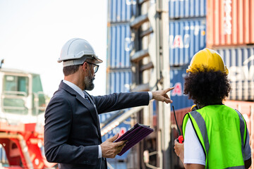 Manager point and command with foreman worker to control containers i