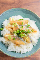 鯖の胡麻味噌どんぶり