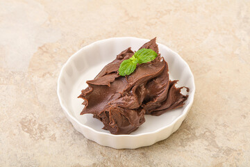 Chocolate spread with nazelnut