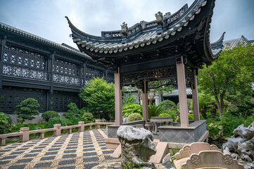 Obraz premium pavilion in the park
