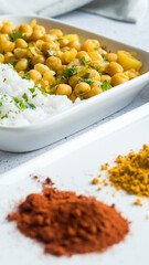 chickpea curry with white rice 