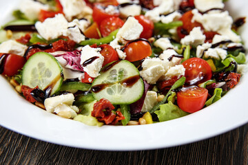 Salad with noodles, chicken and vegetables