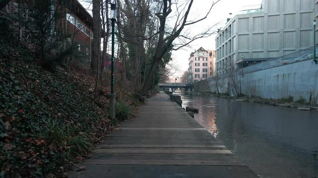 Zürich Schanzengraben am Morgen, Schweiz. Januar 17