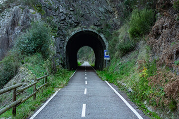 Pequeno tunel em Sever do Vouga, Portugal.
