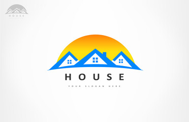 Fototapeta na wymiar House logo Vector. Real Estate Design.