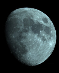 Lune gibbeuse à 80%
Dobson 305 1500.
Mosaique de 18 Tuiles