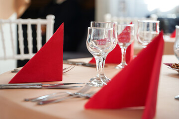 glasses. glasses on the table in a restaurant.