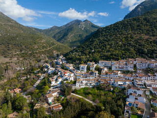 Obraz premium municipio de Benamahoma en la comarca de los pueblos blancos de la provincia de Cádiz, España