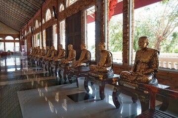 buddha statue at temple