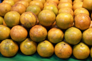 Mandarin orange selling in local market