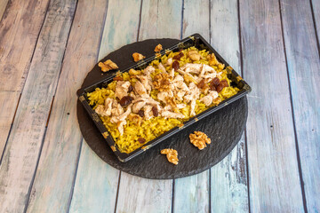 Kabsa is a family of spicy rice and meat dishes, originally from Yemen and served in many other Arab countries, being also considered a national dish in almost all of them.
