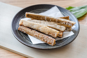 ゴボウの唐揚げ