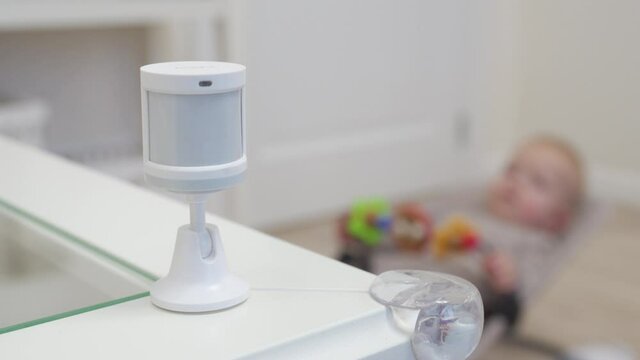 Motion sensor for smart home detect activities like movement, help protect small children playing in the area. High quality 4k footage