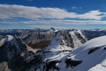 Wall of Jericho on the left Pika and Ptarmigan peak on the right view at the summit of Mount Richaredson