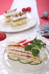 Salty cake of roasted peppers, cheese and ham