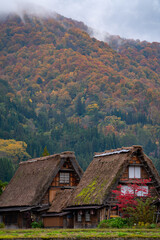 Fototapeta na wymiar world heritage Shirakawago in Autumn color
